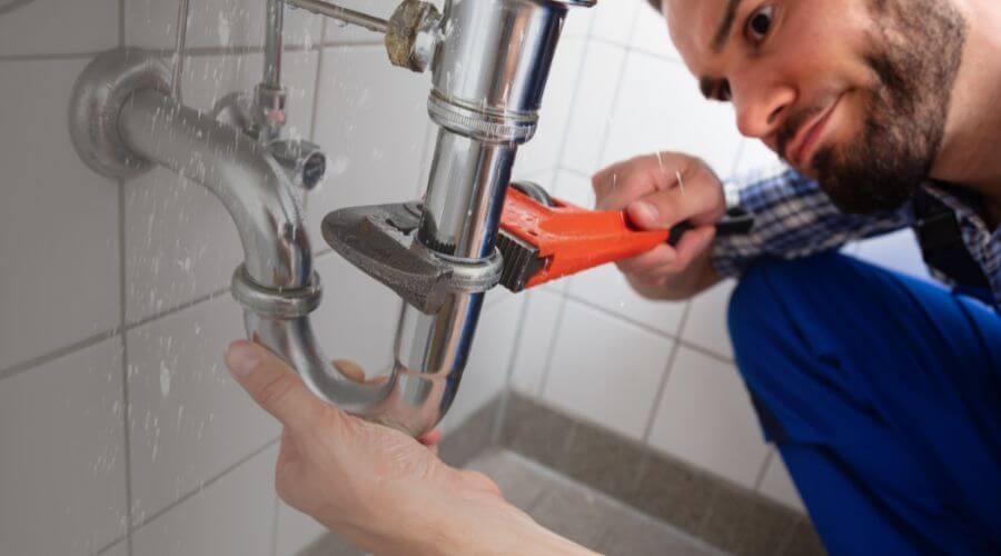 Professional emergency plumbing in Mcbrides, MI